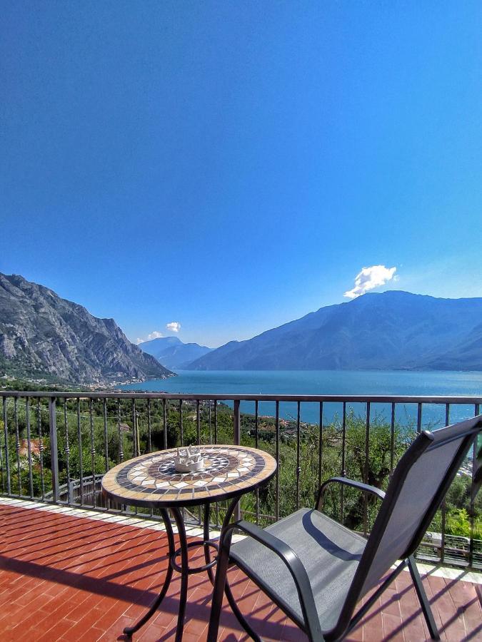 Appartamenti Casa Carlotta Limone sul Garda Exterior foto